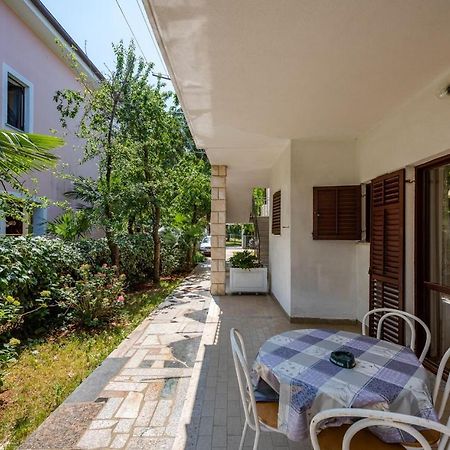 Bašanija Apartmani Lido מראה חיצוני תמונה