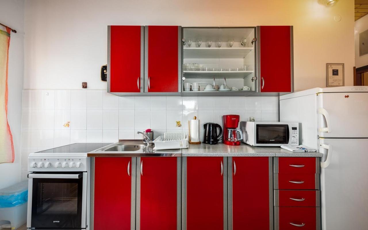 Bašanija Apartmani Lido מראה חיצוני תמונה